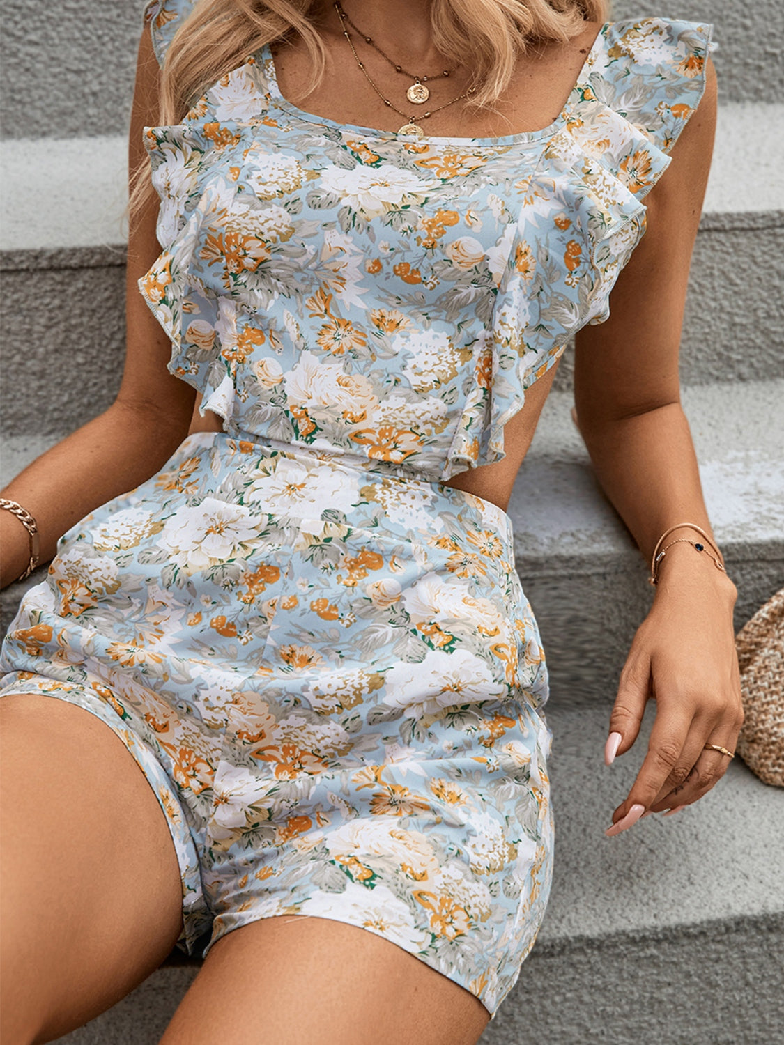 STUNNLY  Backless Printed Square Neck Romper   