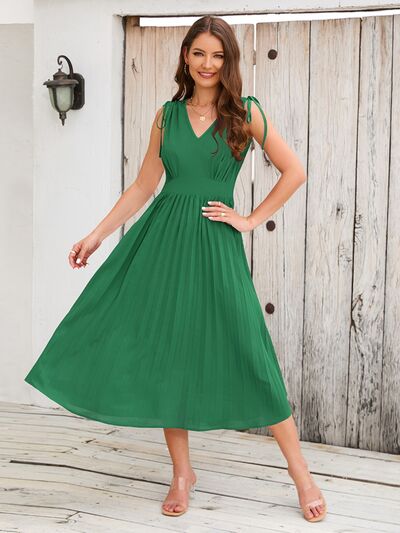 Pleated V-Neck Sleeveless Midi Dress Green S 