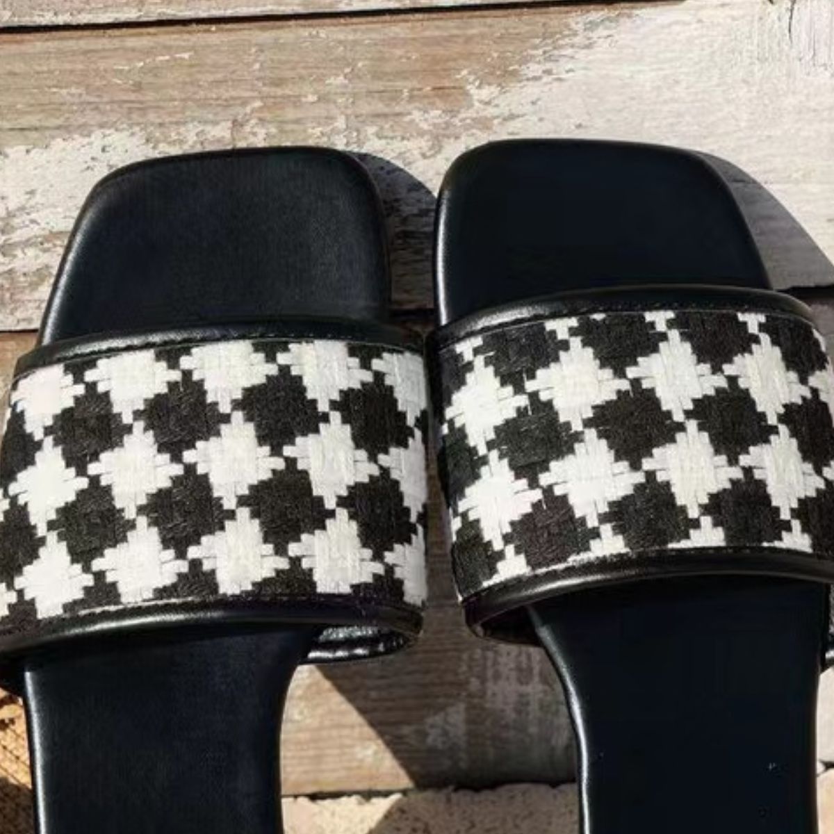 STUNNLY  Plaid Open Toe Flat Sandals   