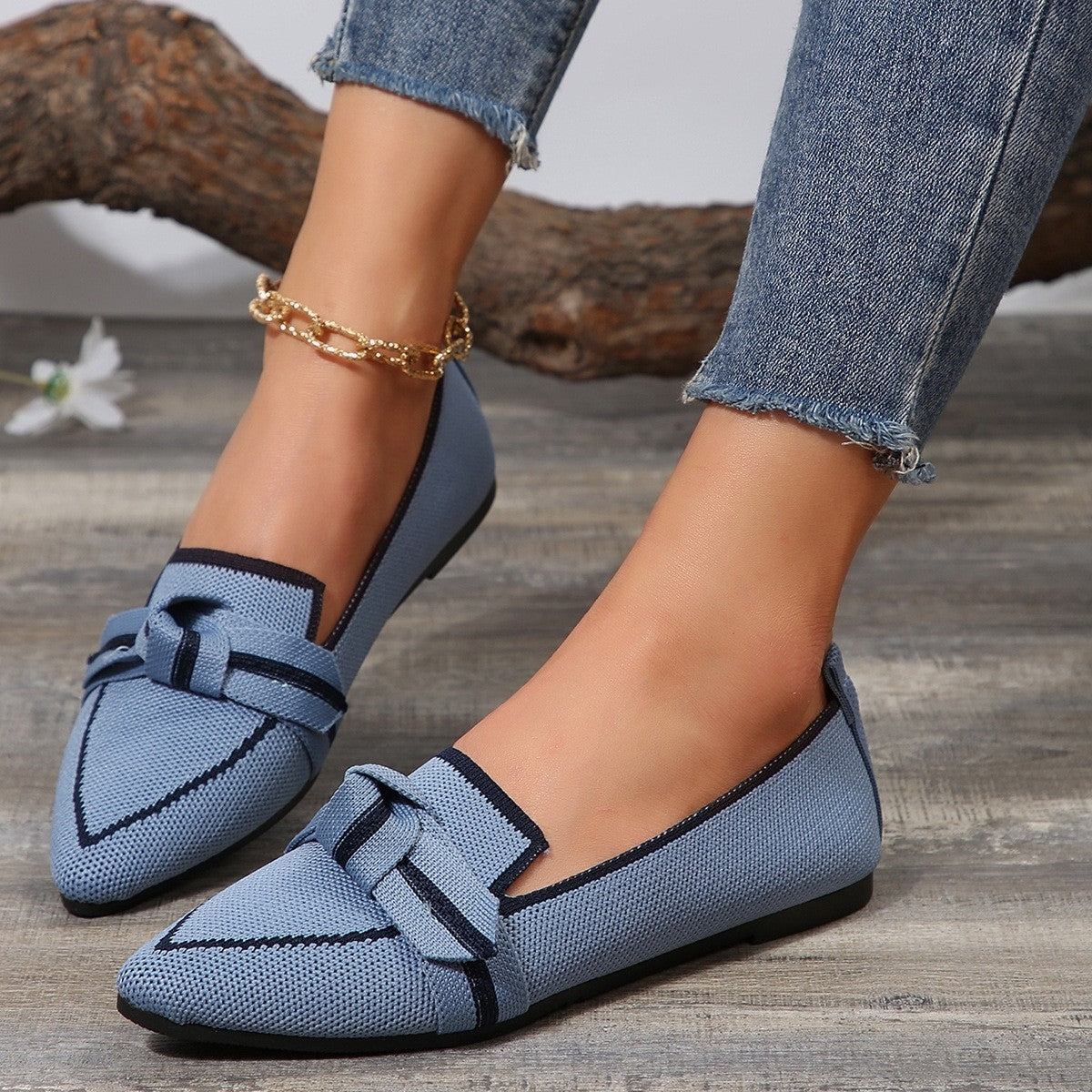 Bow Contrast Trim Point Toe Loafers   