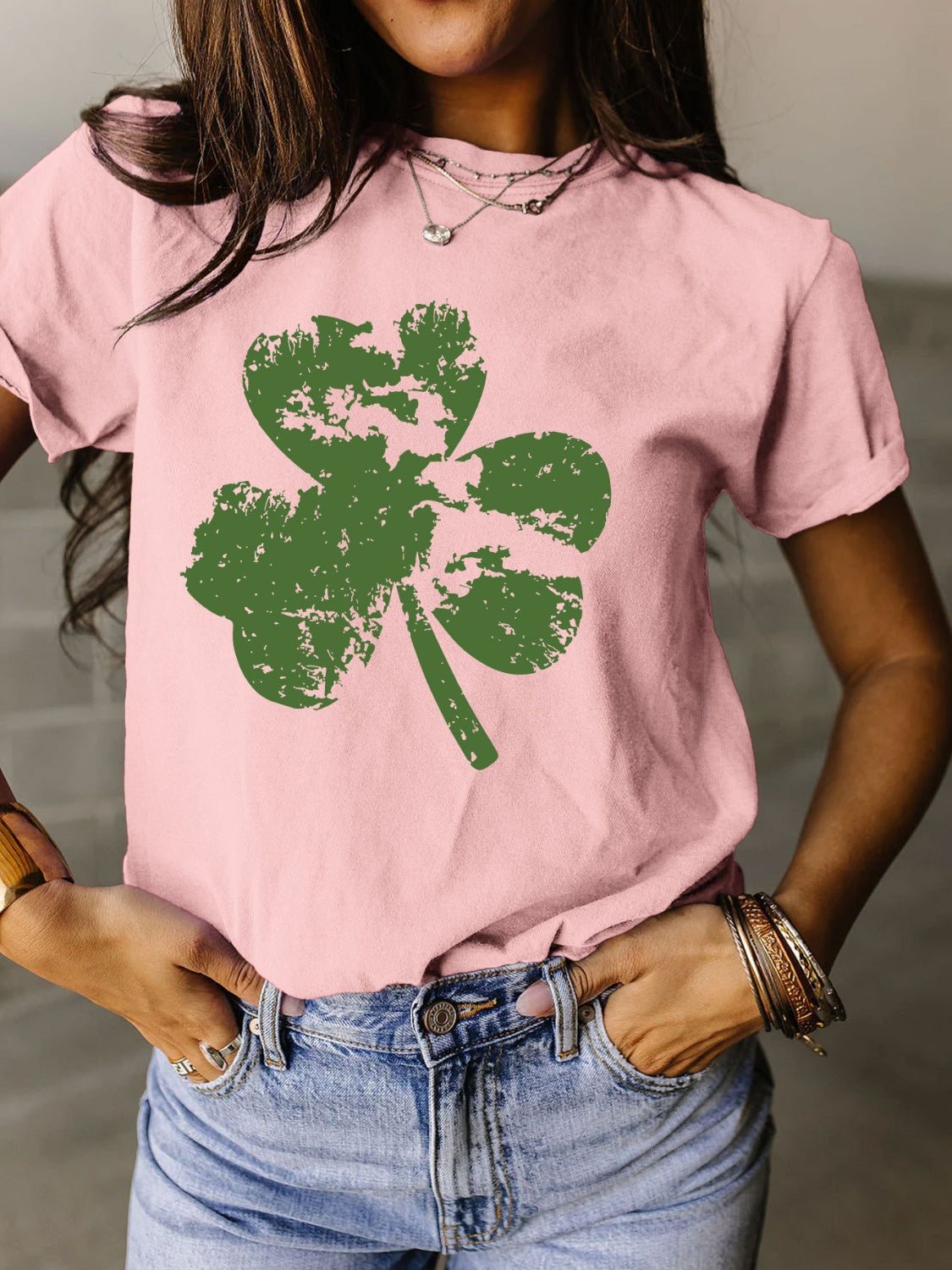 STUNNLY  Full Size Lucky Clover Round Neck Short Sleeve T-Shirt Blush Pink S 