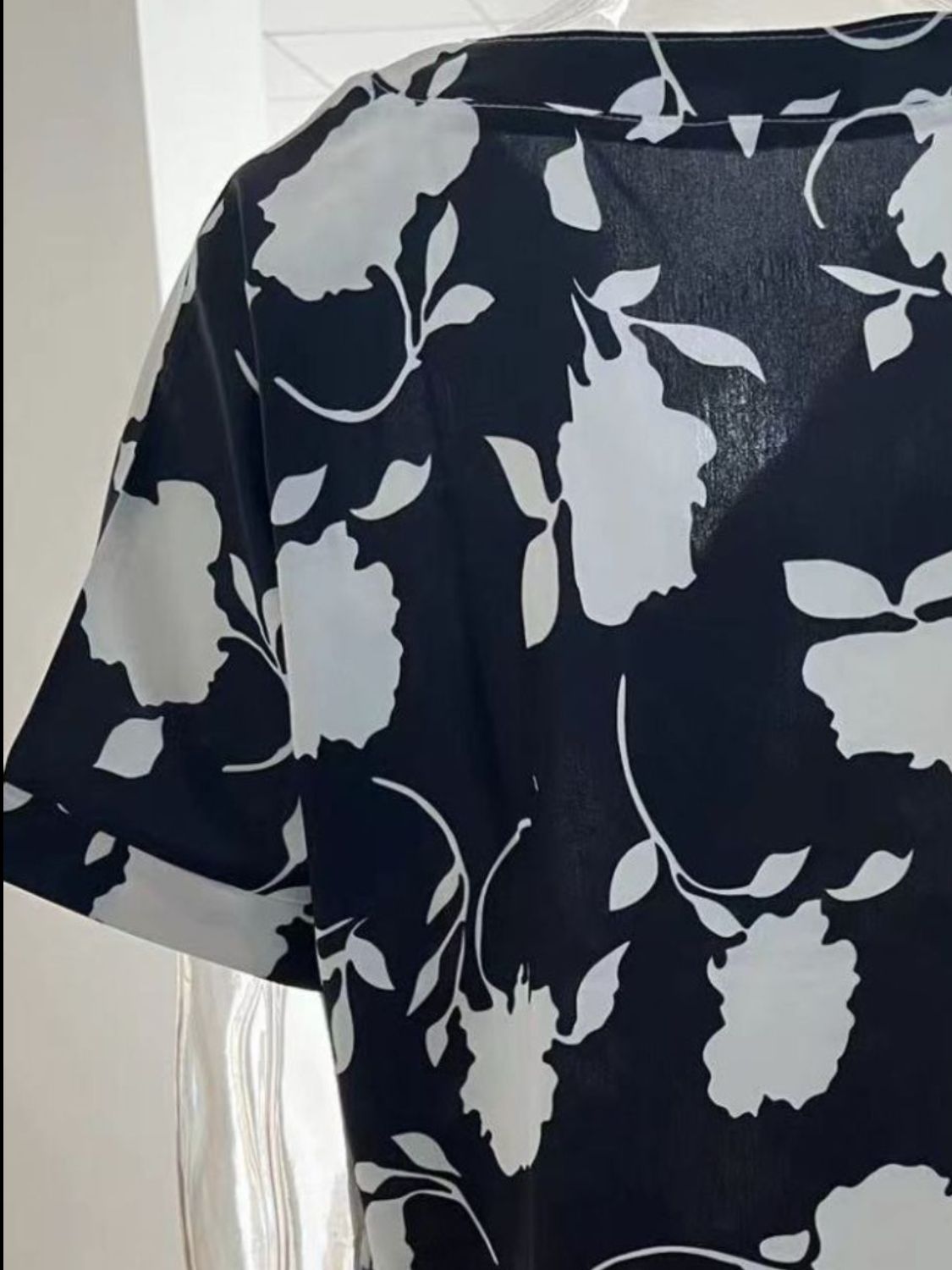 STUNNLY  Full Size Printed Notched Short Sleeve Blouse   