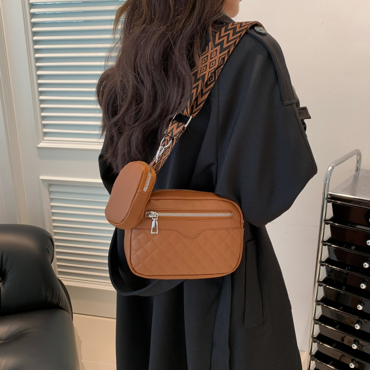 Stitching PU Leather Shoulder Bag   