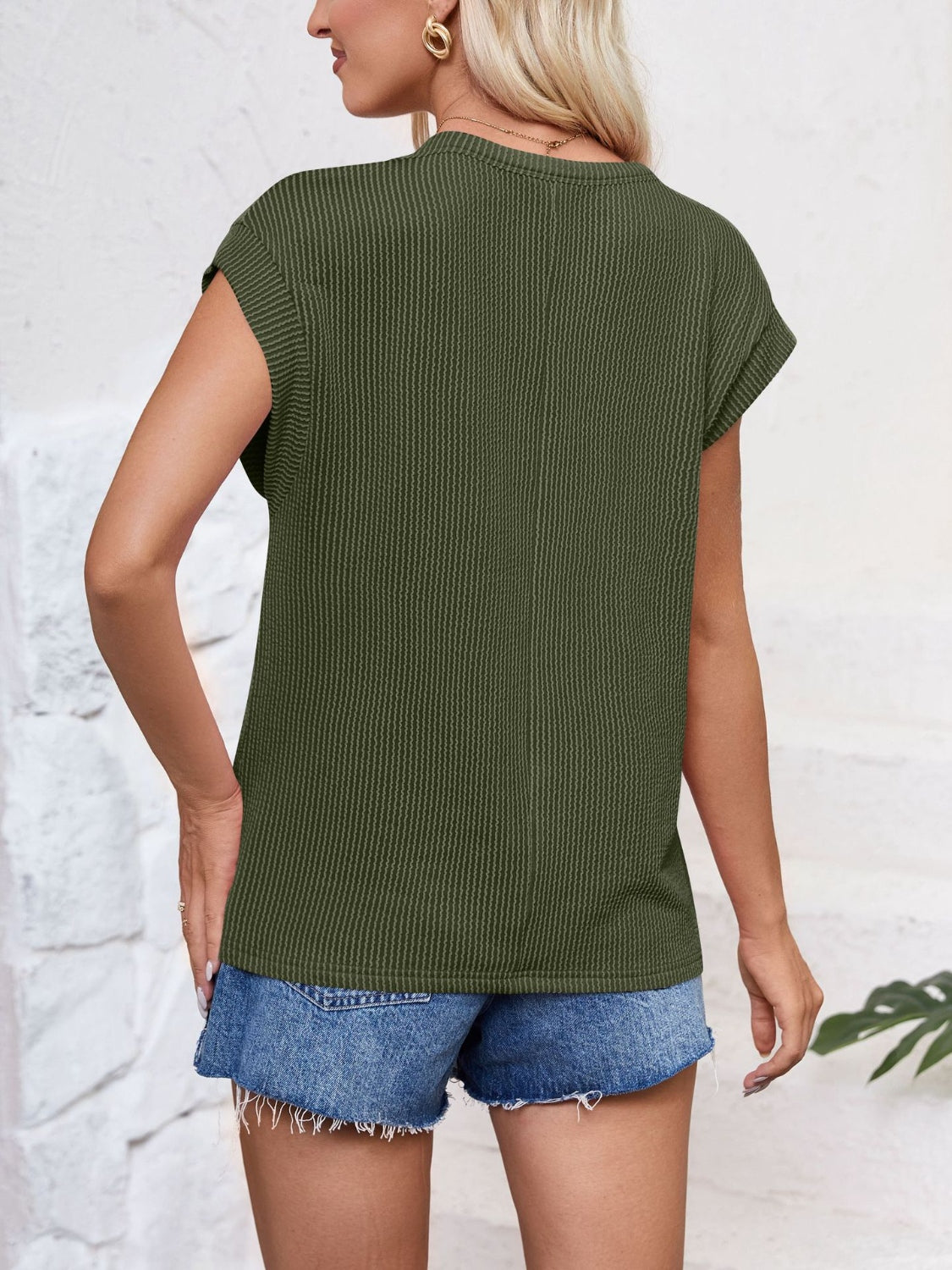 Textured Round Neck Cap Sleeve Blouse   