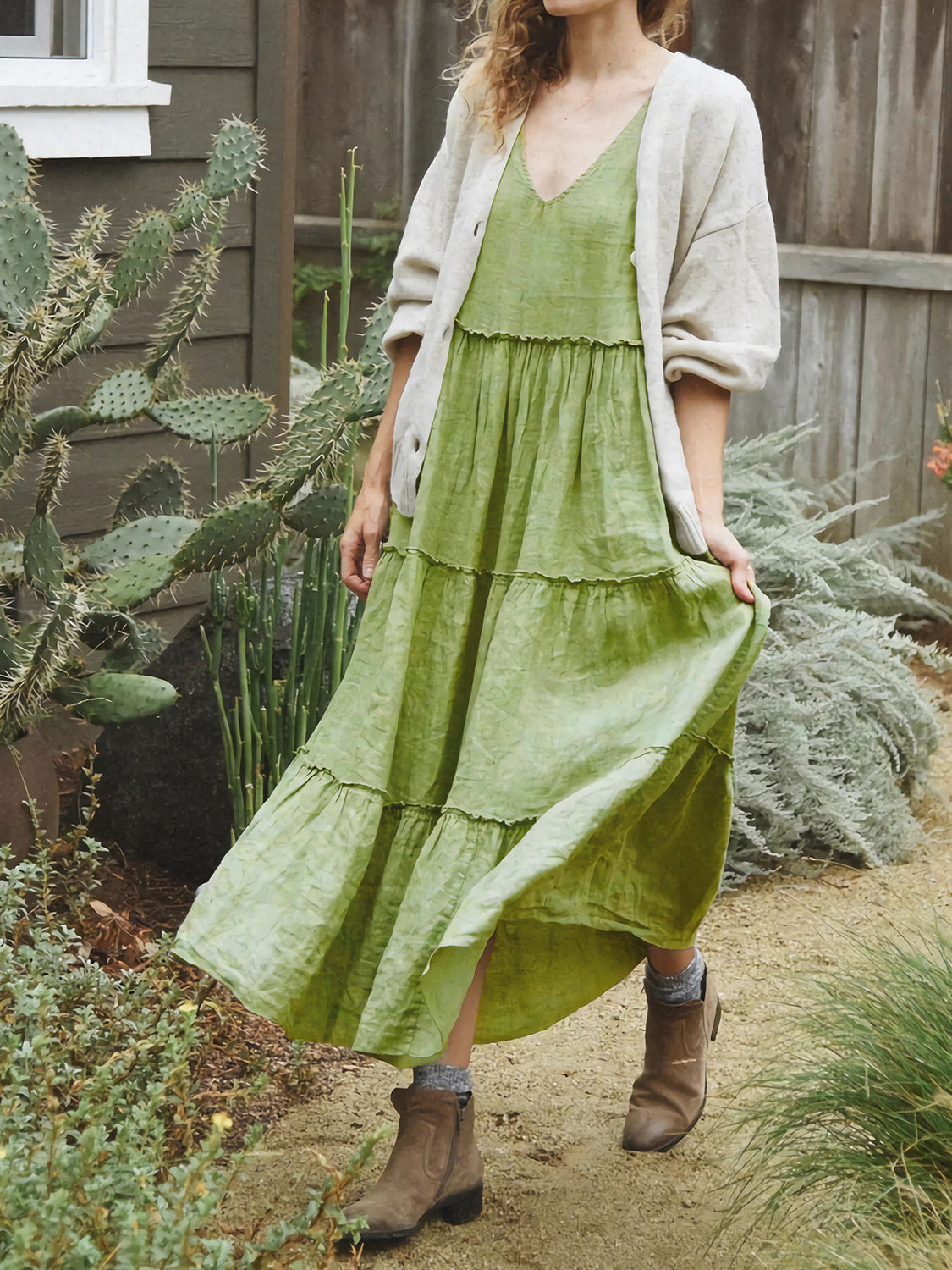 STUNNLY  Tiered Frill V-Neck Sleeveless Dress Green S 