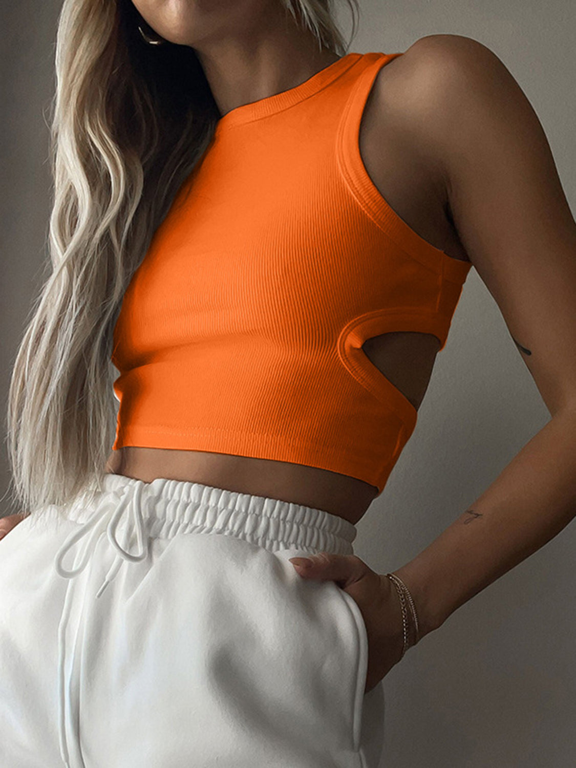 STUNNLY  Cutout Round Neck Tank Orange XS 