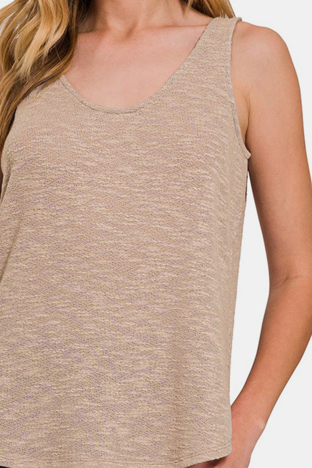 Zenana Curved Hem Round Neck Tank   