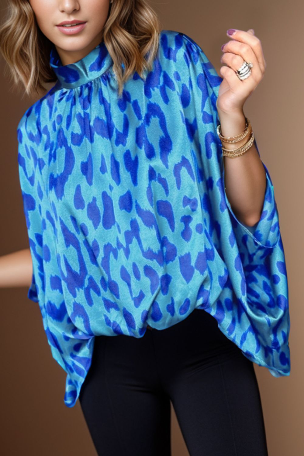 STUNNLY  Printed Turtleneck Half Sleeve Blouse   