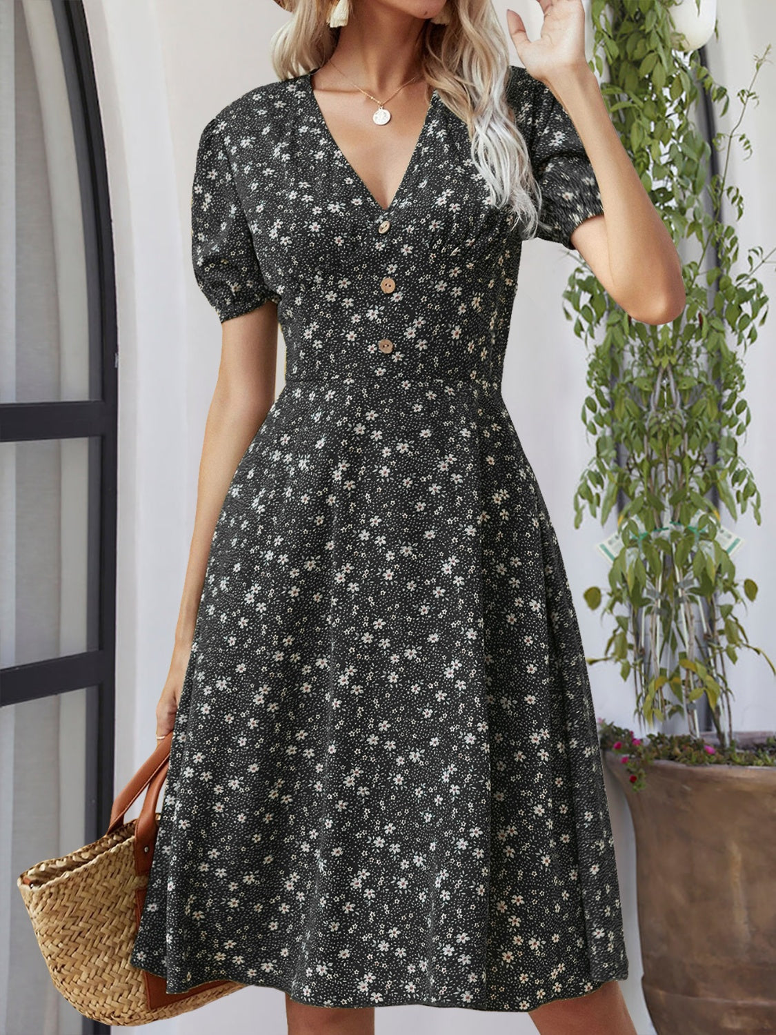 Printed V-Neck Short Sleeve Dress Black S 