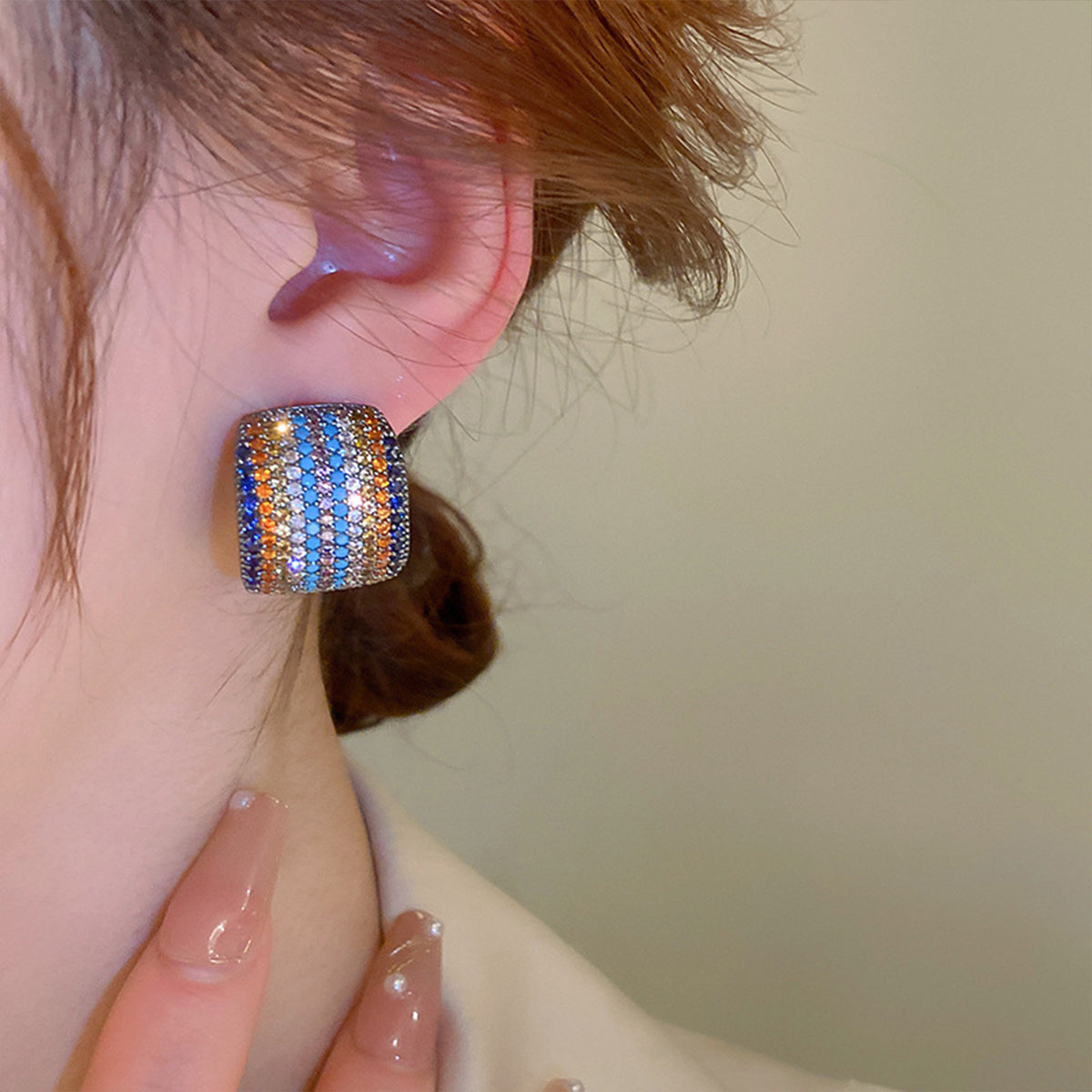 Contrast Inlaid Zircon Earrings   