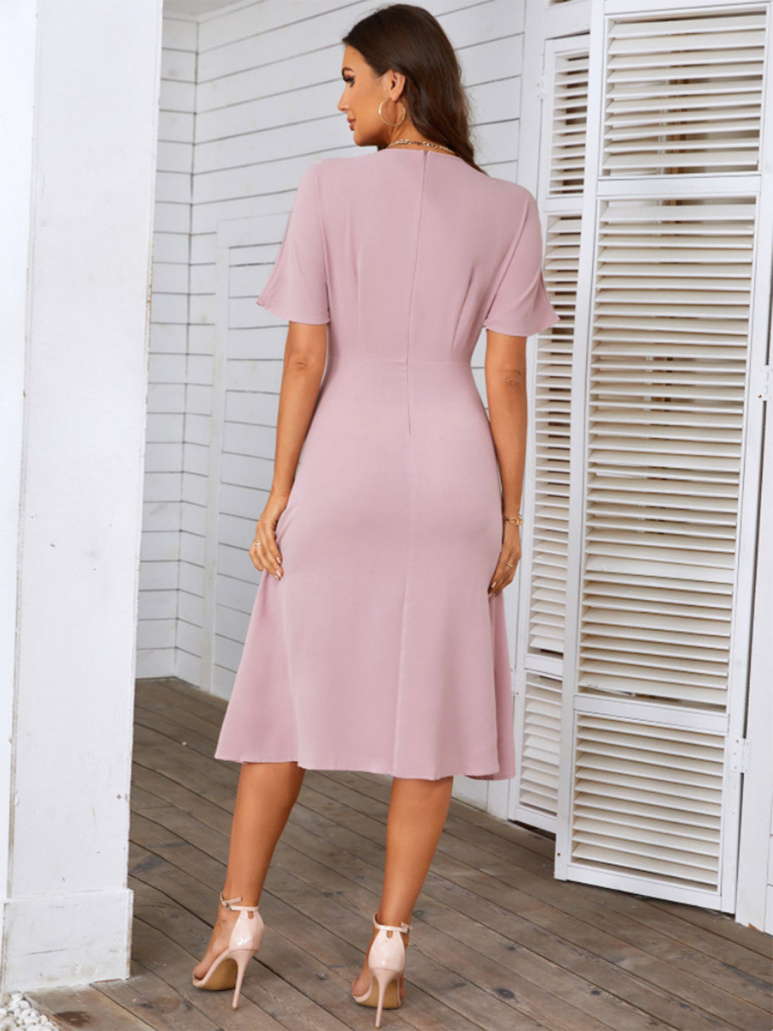 Round Neck Short Sleeve Midi Dress   