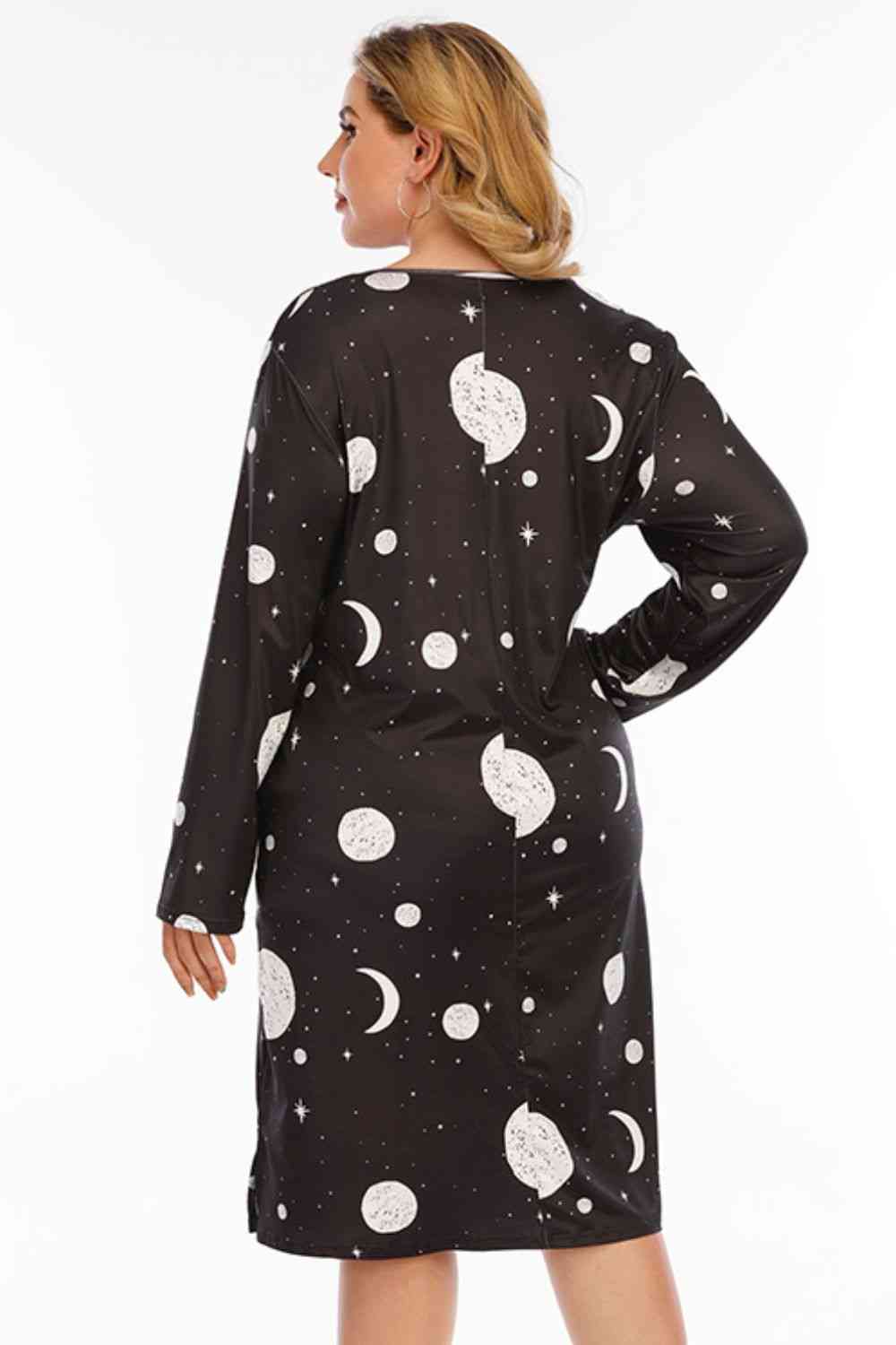 Plus Size Moon & Star Print Round Neck Dress   