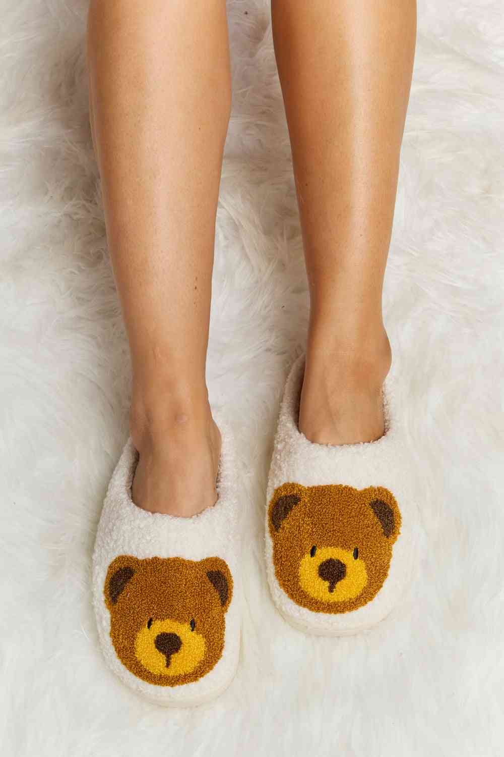 Melody Teddy Bear Print Plush Slide Slippers   