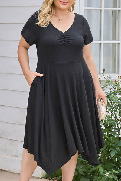 Plus Size Ruched Crisscross V-Neck Short Sleeve Dress Black 1X 