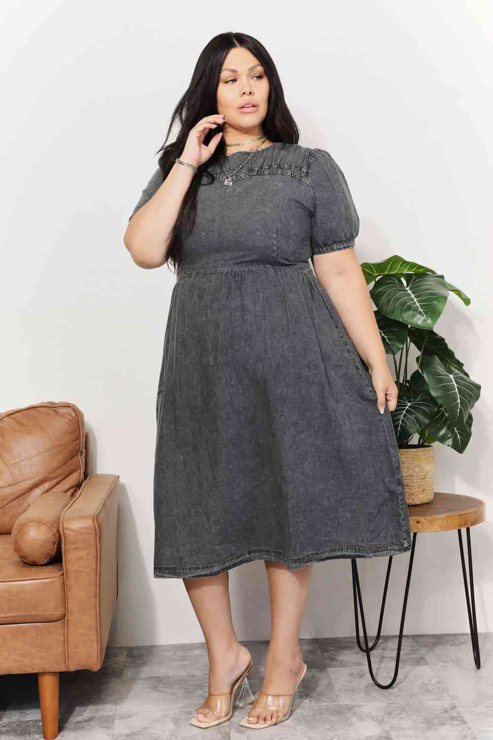 And The Why  Full Size Washed Chambray Midi Dress   