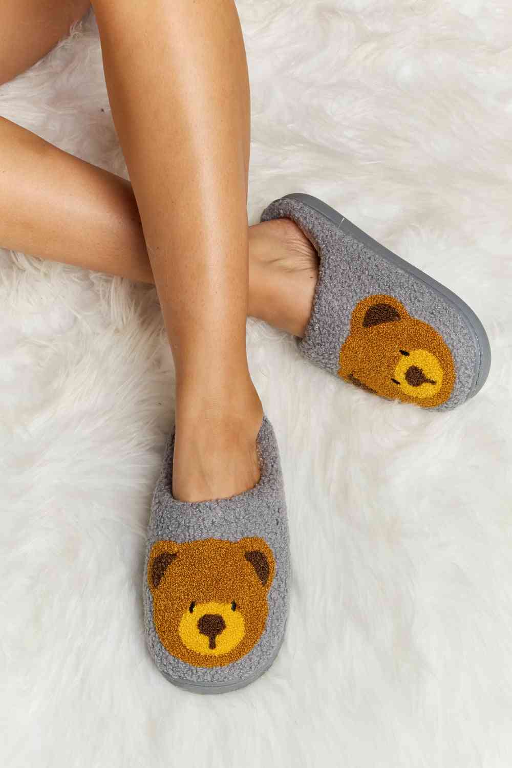 Melody Teddy Bear Print Plush Slide Slippers Charcoal S 