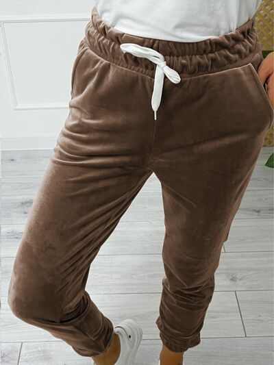 Wide Waistband Drawstring Cropped Joggers   